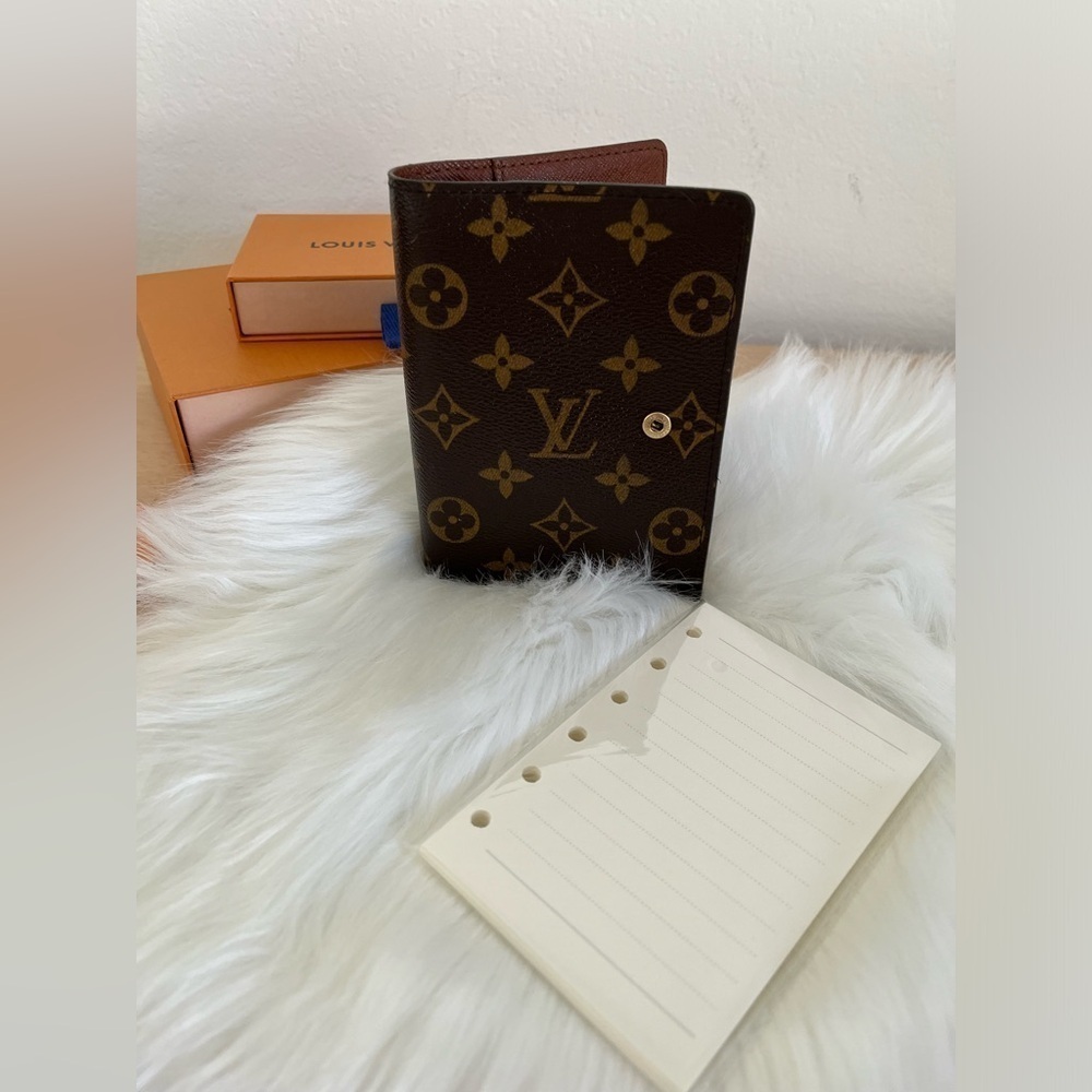 Vintage Louis Vuitton Agenda Passport Holder Monogram PM NWOT 2003 - Picture 4 of 16